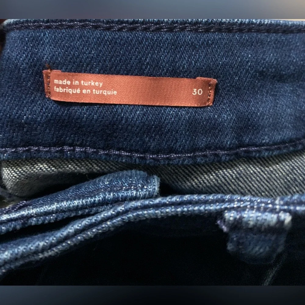 Pilcro Anthropologie Demilune Boot Cut Dark Wash
Jeans Size 30 - Picture 5 of 5